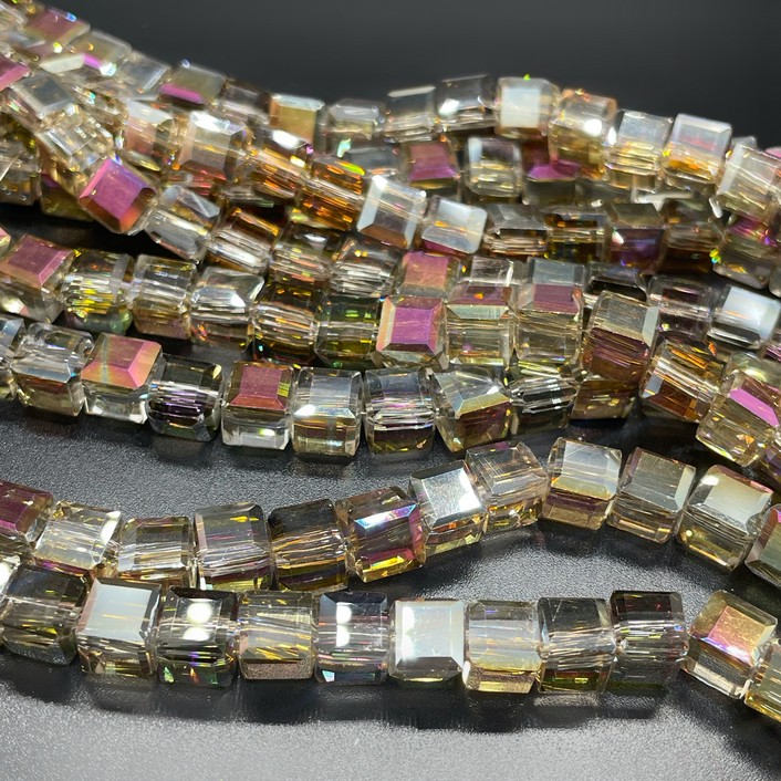7 мм Стекло Lux, куб огранка, цвет серый с переливом