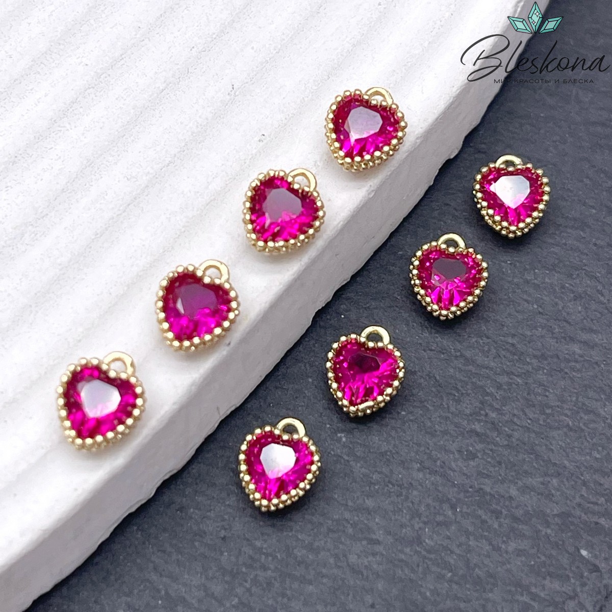 Подвеска Сердце мини рубиной циркон,цвет золото 6,5*8 мм 