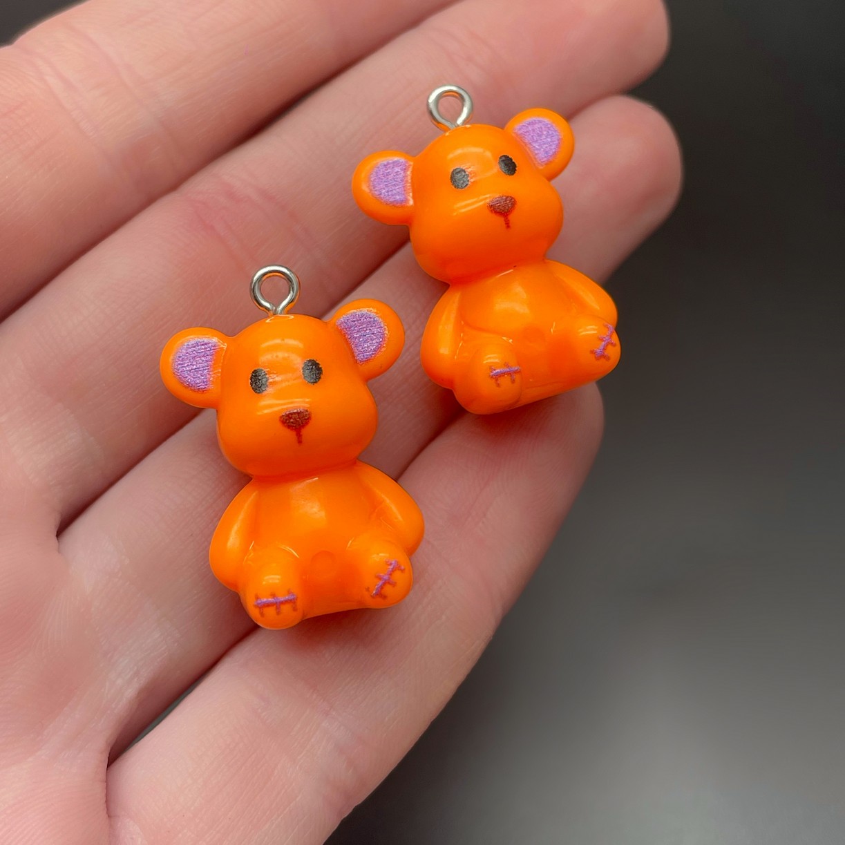 10,5*22мм, Цвет серебро, Подвеска Мишка ярко-оранжевый