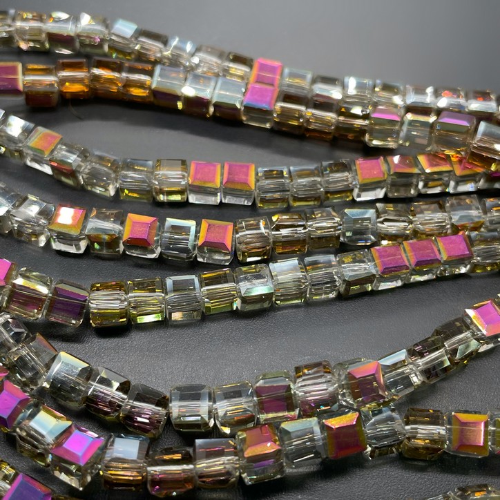 6 мм, Стекло Lux, форма куб огранка, цвет серый с переливом