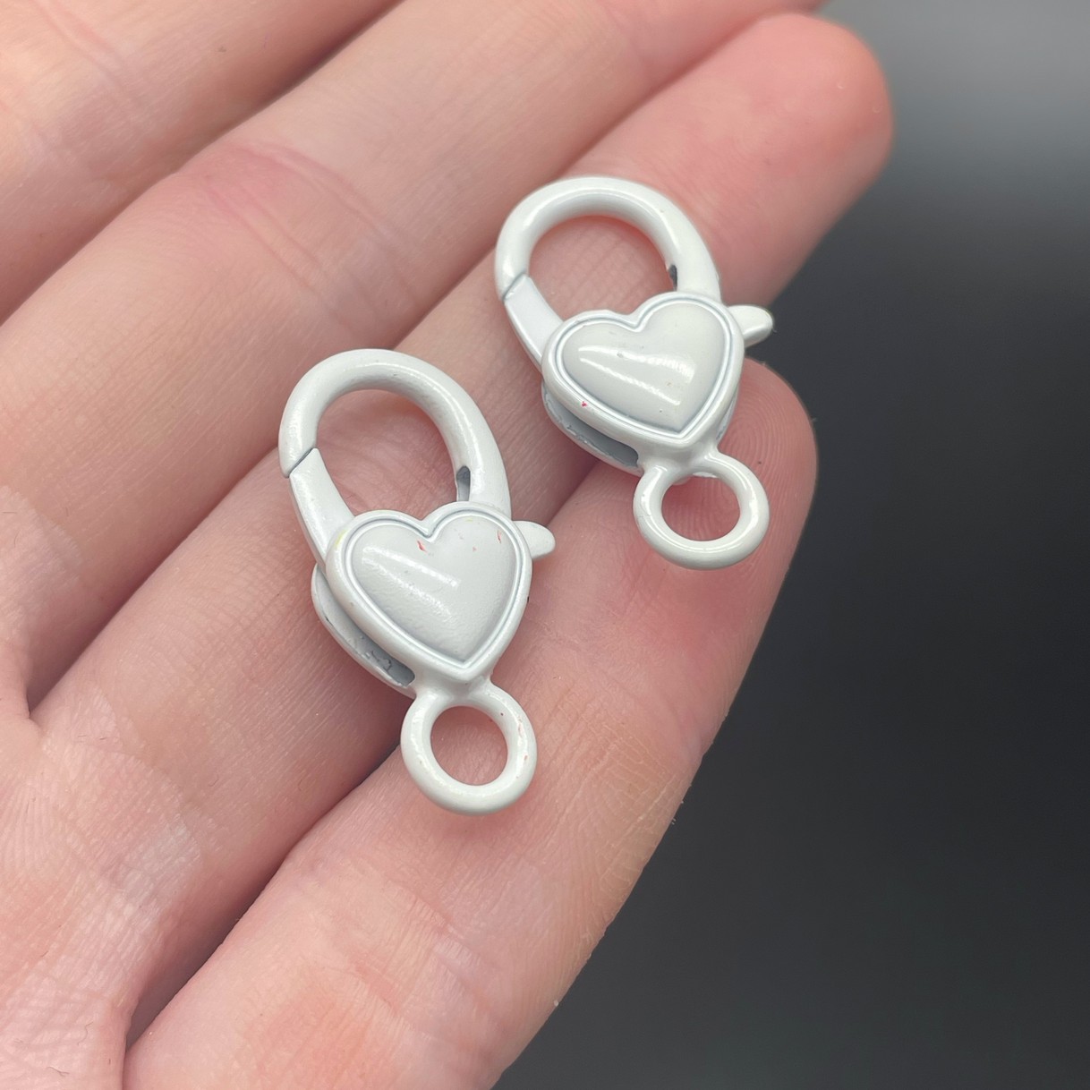 12,5*26,5мм , Замок крупный сердце белая эмаль 