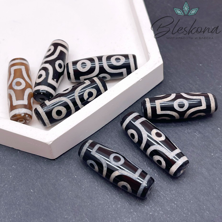 Бусина Дзи 6 глаз черно-белый бочонок 30*11 мм