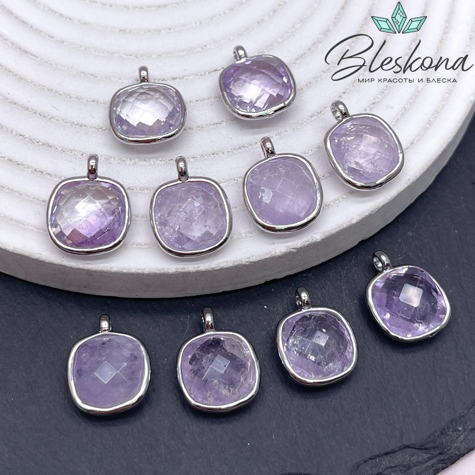 13мм, цвет серебро ,Подвеска квадрат Лавандовый Аметист в обрамлении 