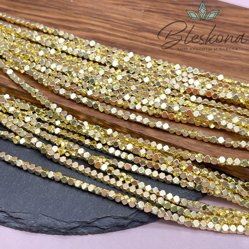 3 мм Гематин имитация, цвет светлое золото, куб огранка