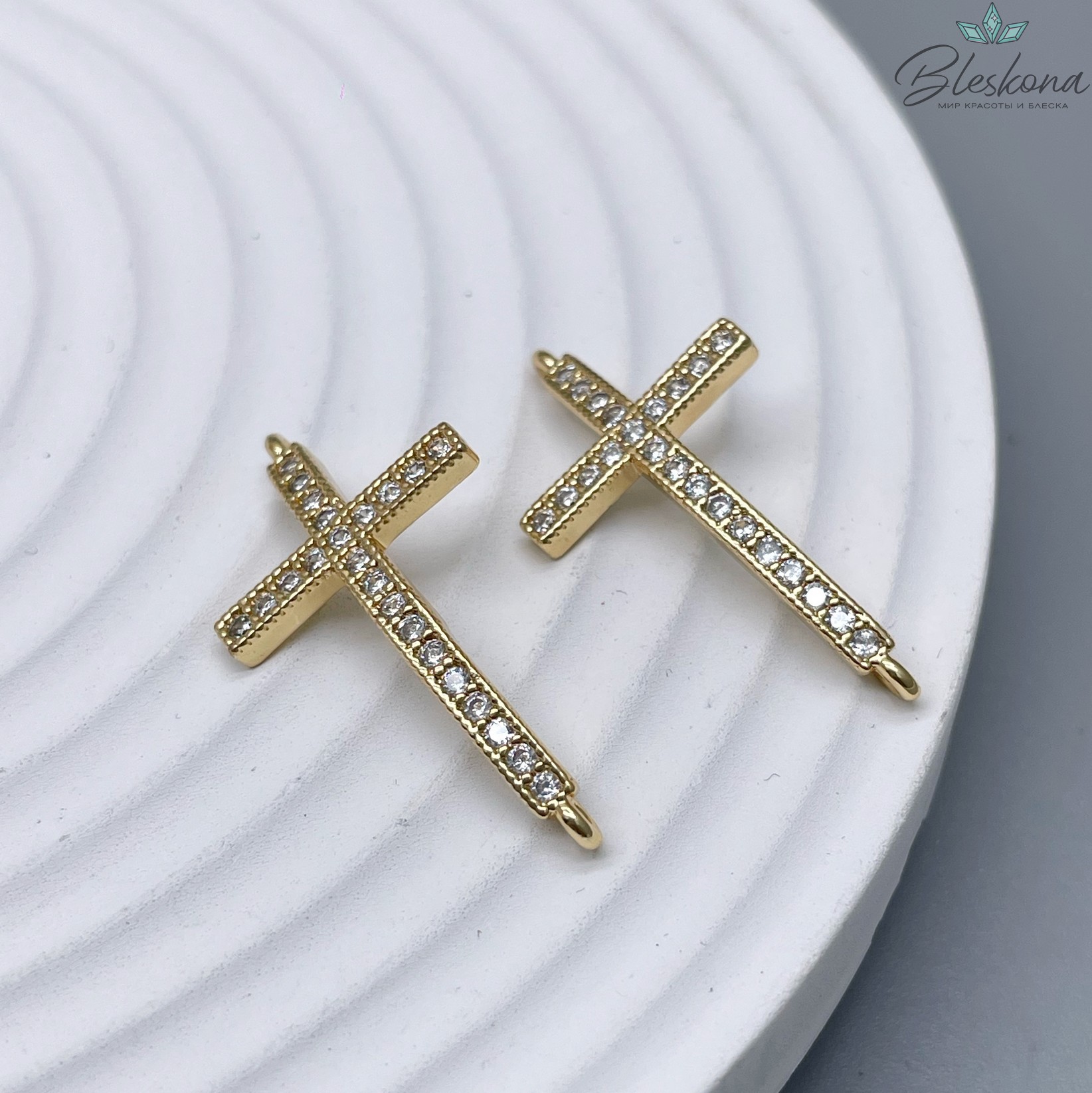 29*14,5 мм цвет золото, Коннектор Крест полукругом стразы 