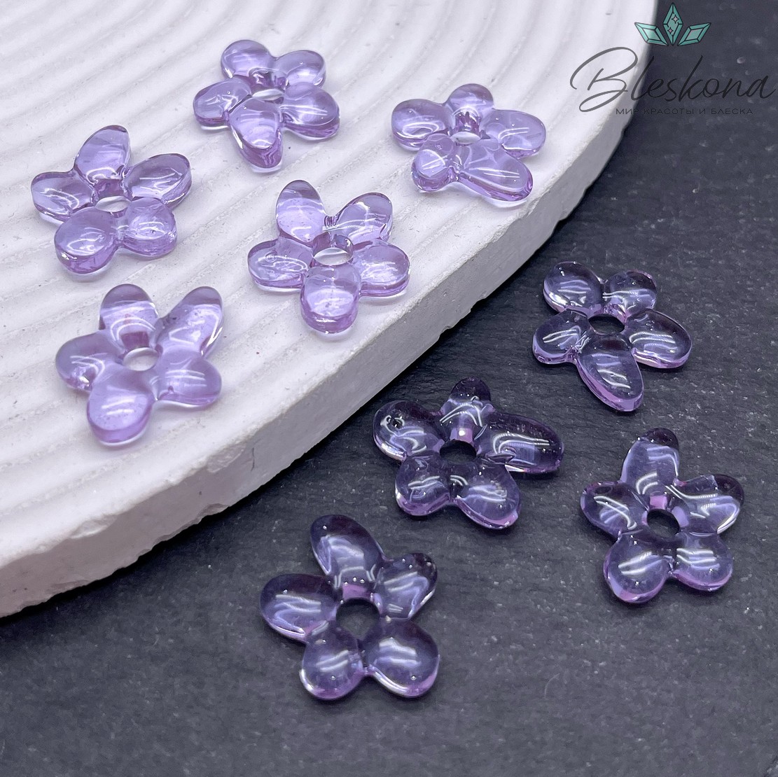 20*16 мм Подвеска цветок прозрачно- фиолетовый