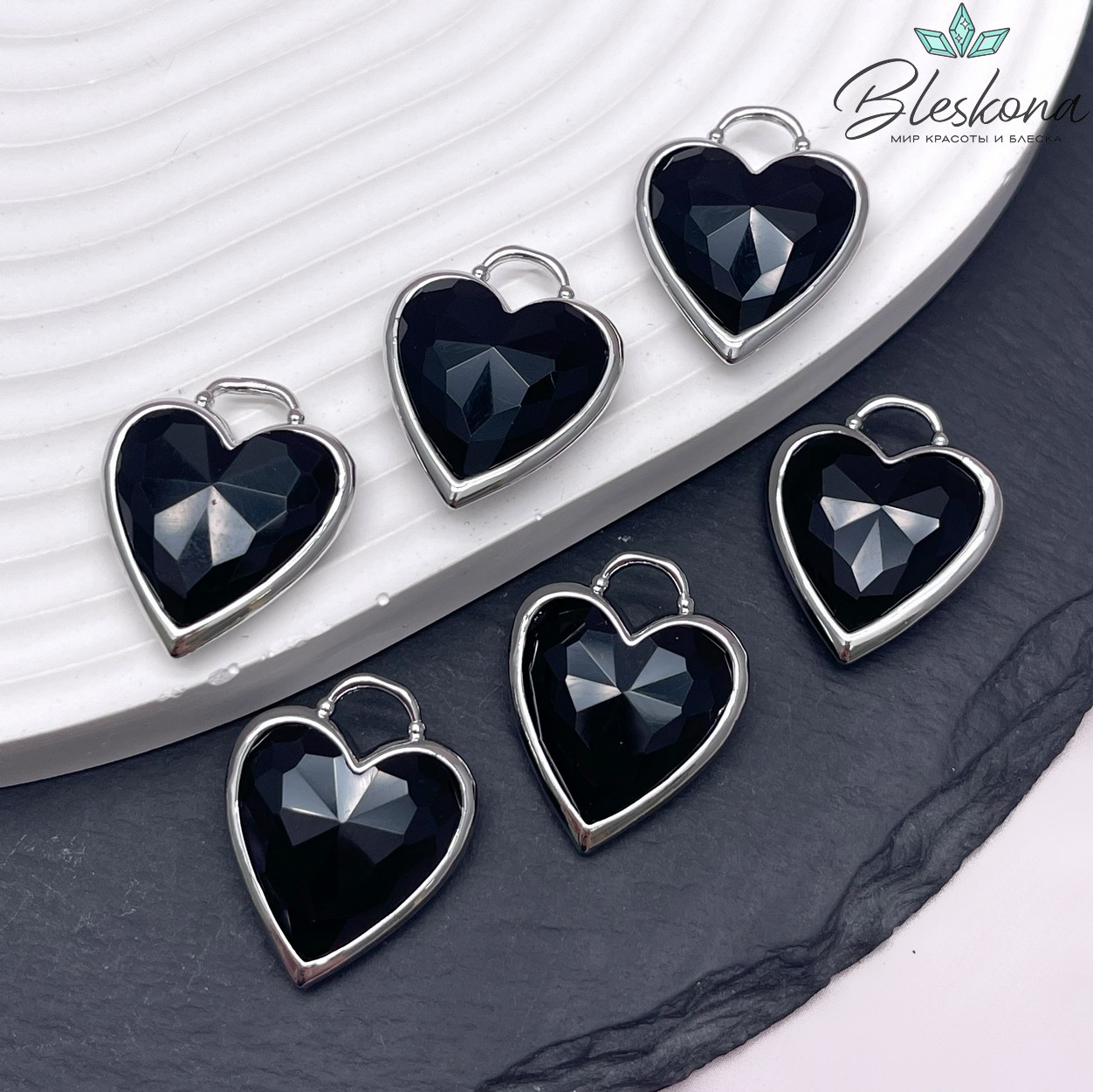 23,5*19 мм, Цвет серебро, Подвеска Сердце черный агат огранка