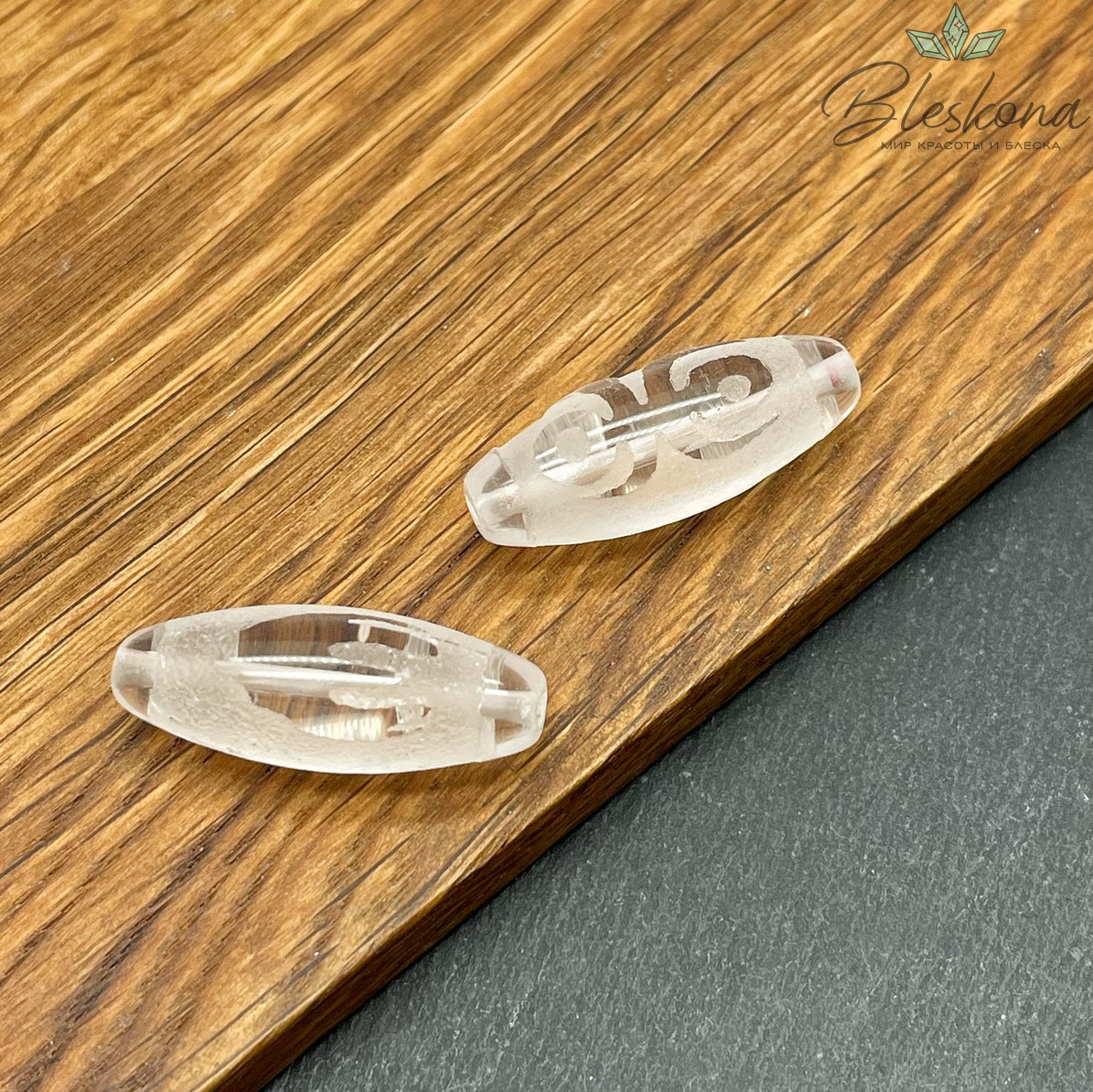 Бусина Дзи Сау и летучая мышь №1 30*12 мм