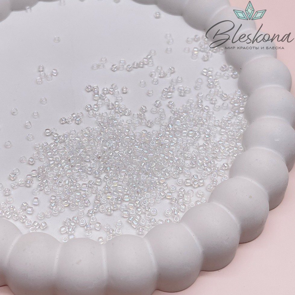 Бисер TOHO round 11/0 цвет №161 (оттенок белого)