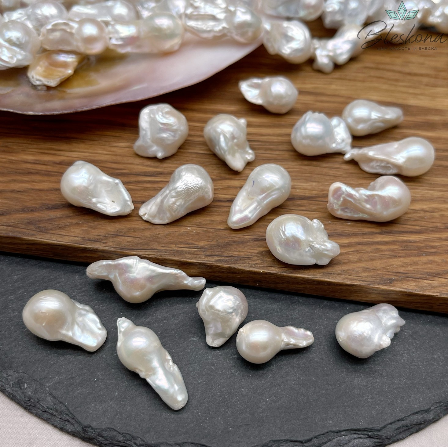 Жемчуг Барокко белый штучно ~ (19-21)*(10-12) мм 