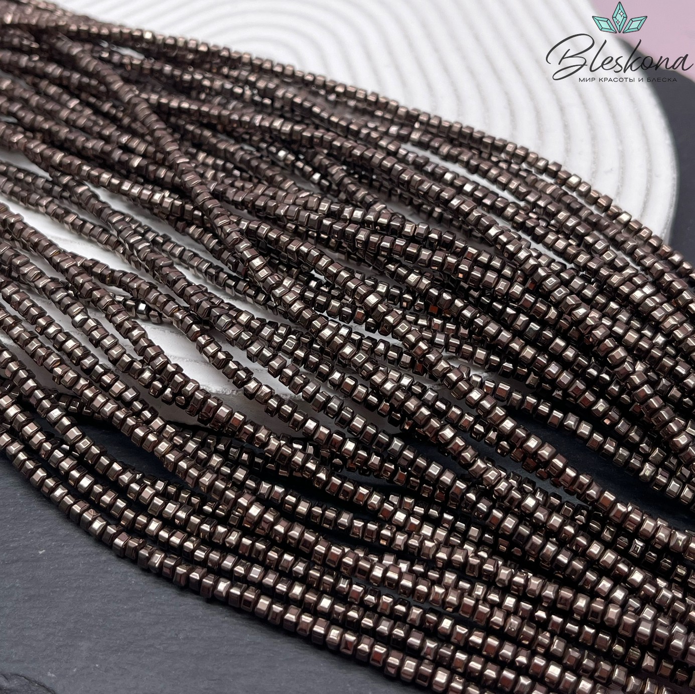 3*2 мм Гематин, цвет коричневый №1 (шоколадный), квадрат огранка имитация