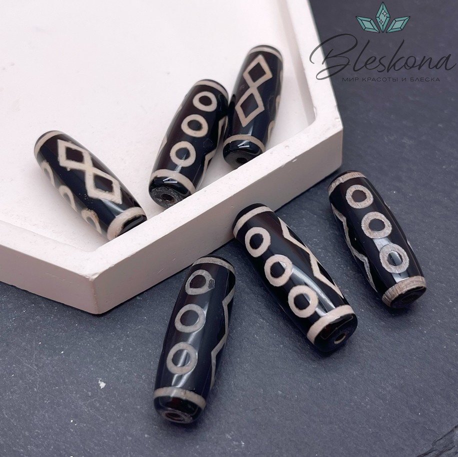 Бусина Дзи 6 глаз черно-белый бочонок №1 30*11 мм