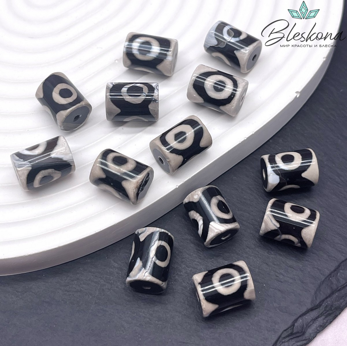 Бусина Дзи 3 глаза черно-белый бочонок №1 10*14 мм