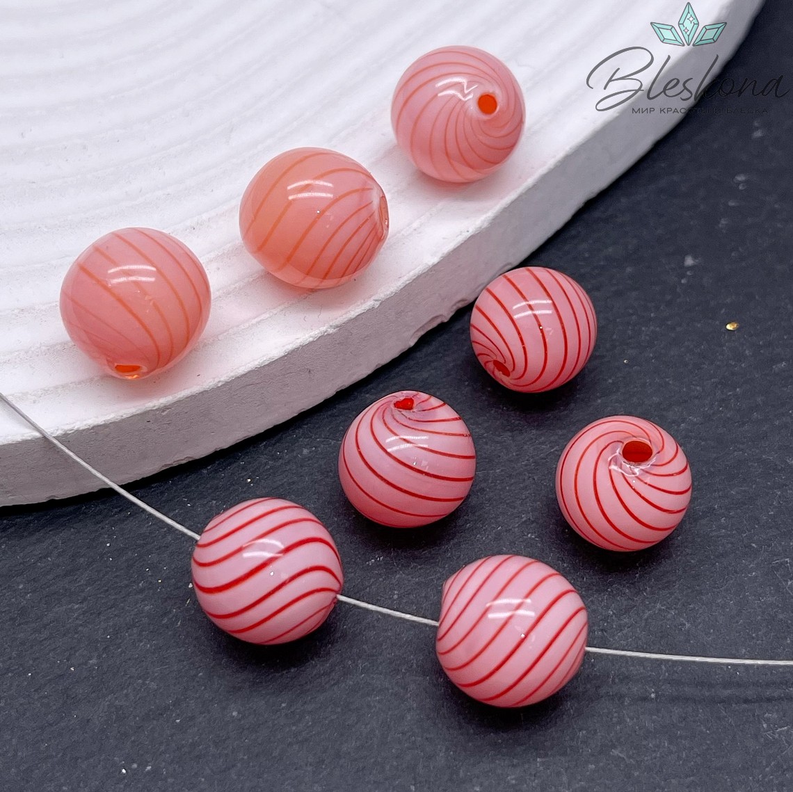 13 мм Бусина шар стекло розовое красные полосы