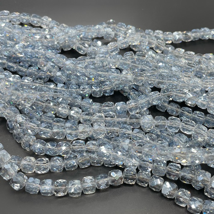 6.5 мм Стекло Lux, куб огранка, цвет серо- голубой