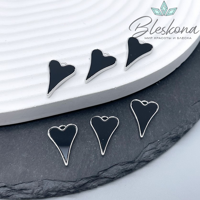 17,5*12 мм Цвет серебро, Подвеска Сердце черная керамика 