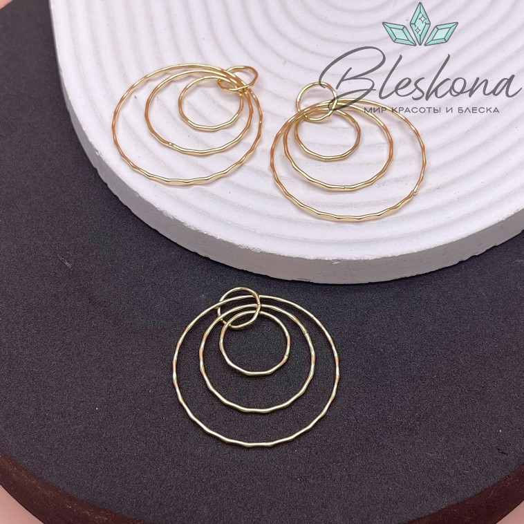 34,5 мм Цвет золото, Подвеска тройное кольцо мятое