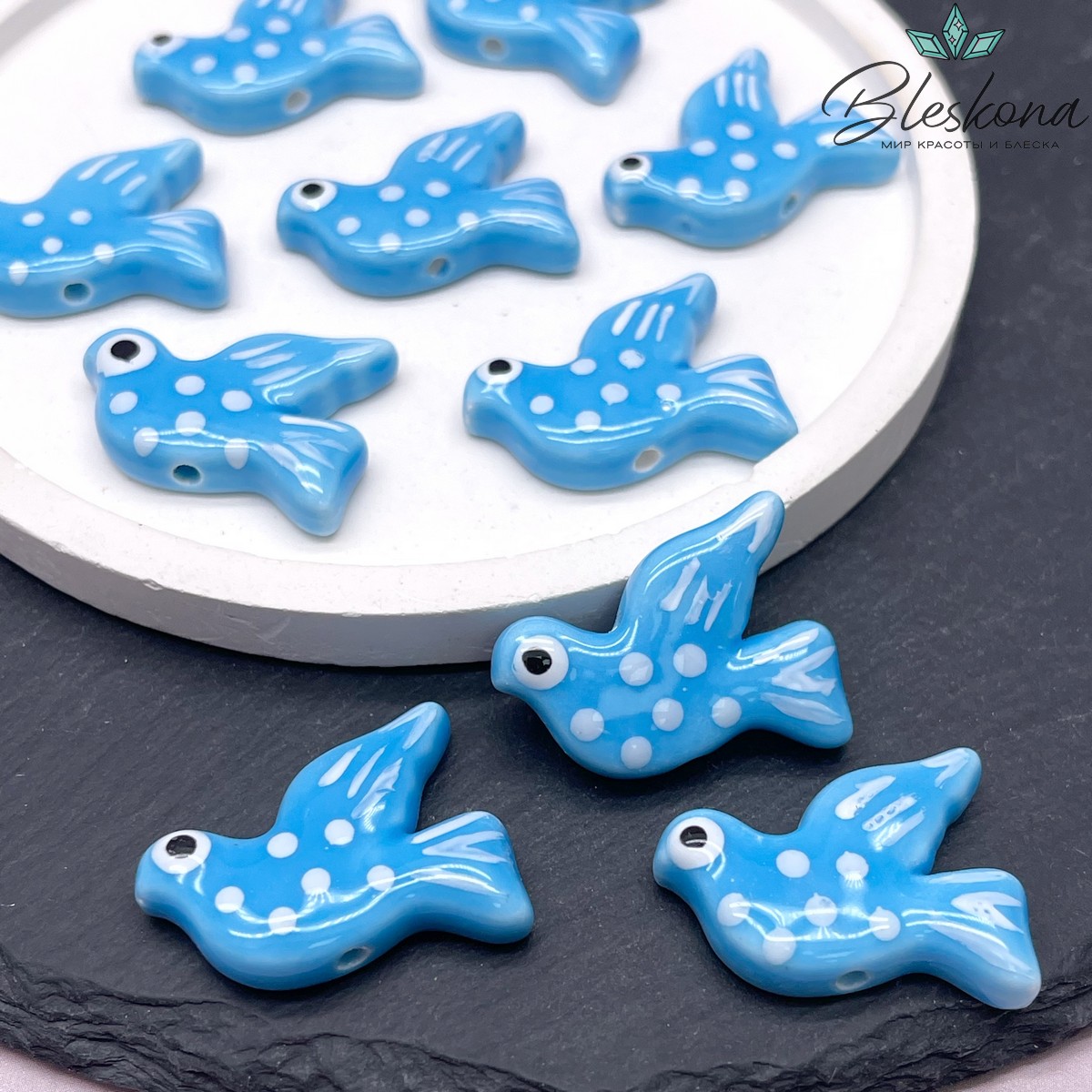 27*22 мм Керамика бусина Голубь синий  (Птица)