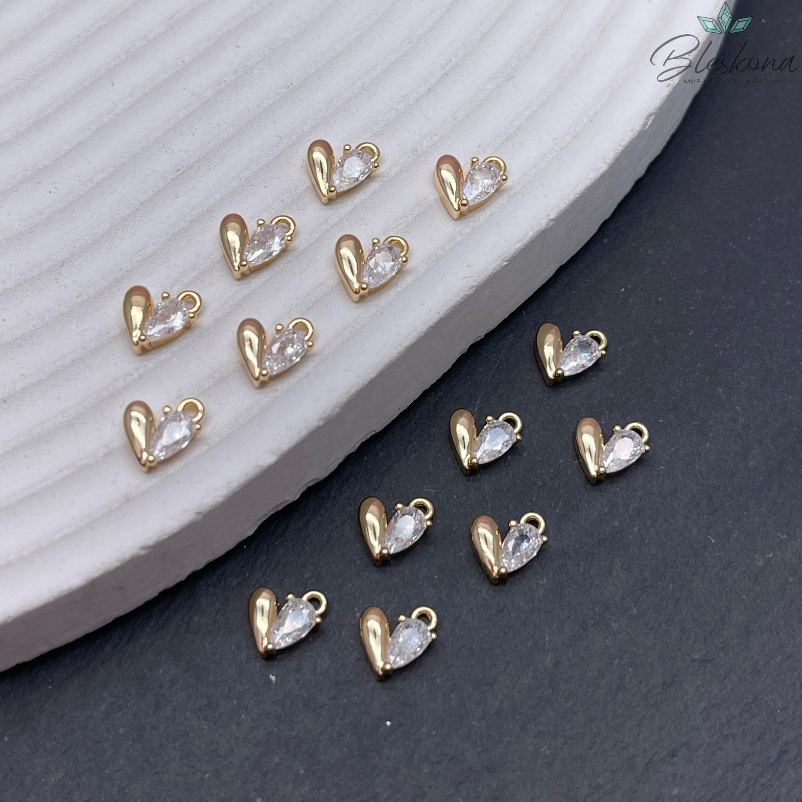 8*6,5 мм, Цвет золото, Подвеска сердце с цирконом 