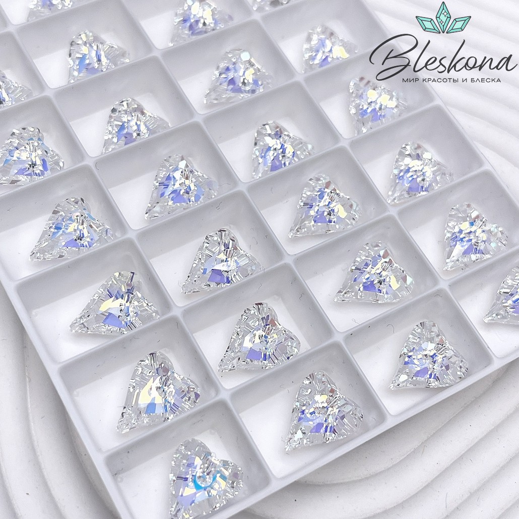 6240 Wild Heart Pendant 12 мм Crystal Aurore Boreale (AB)