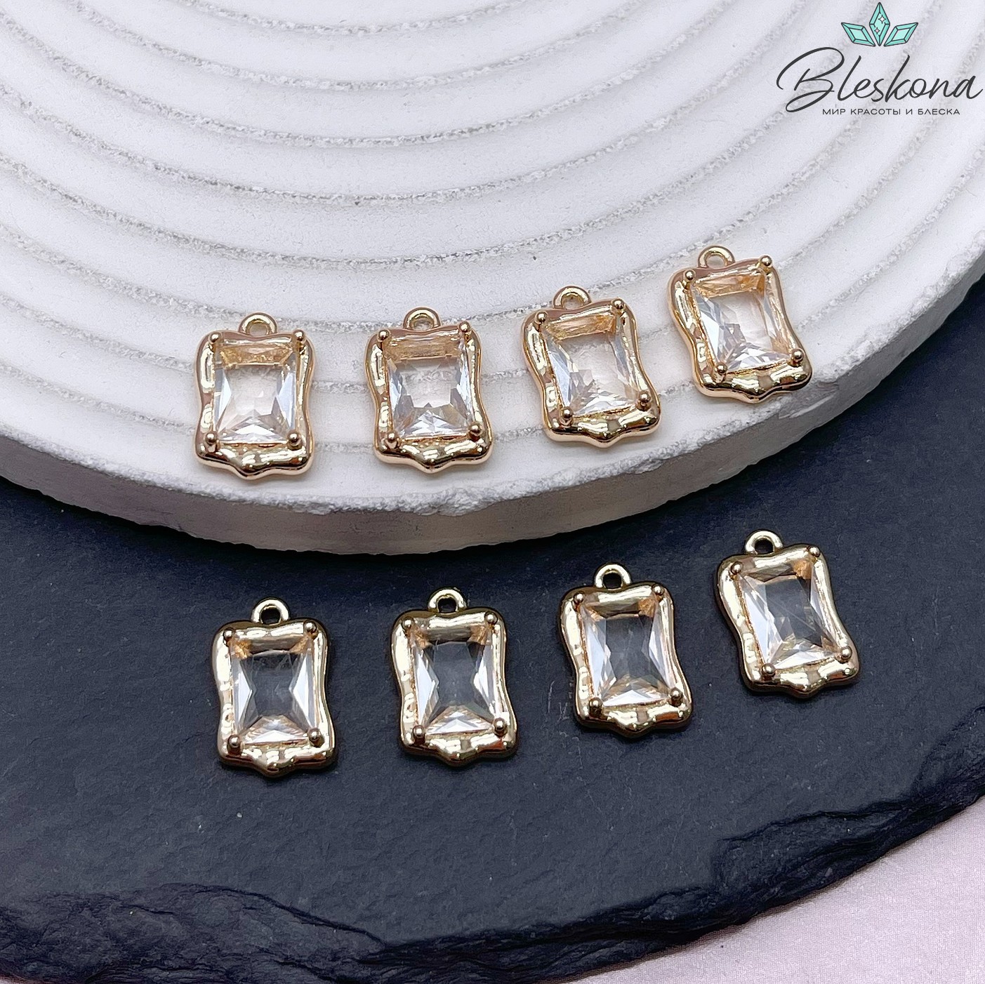 14*9 мм Цвет золото, Подвеска прямоугольник циркон