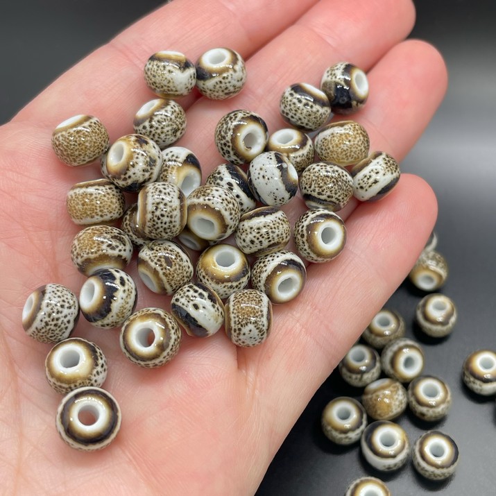 8,5 мм Бусина шар, керамика  цвет бежевый точки