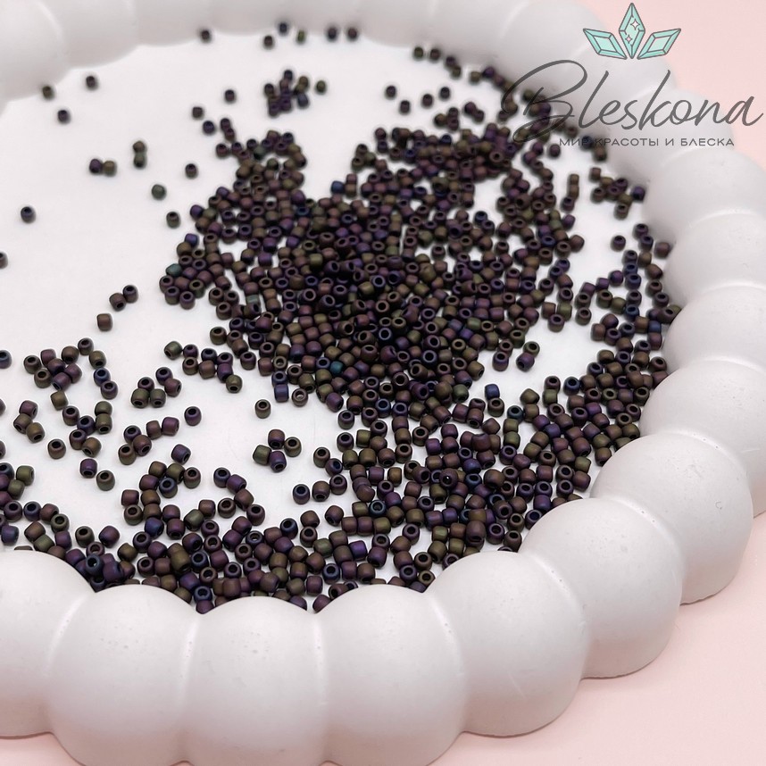 Бисер TOHO round 11/0 цвет №85F (оттенок фиолетового)
