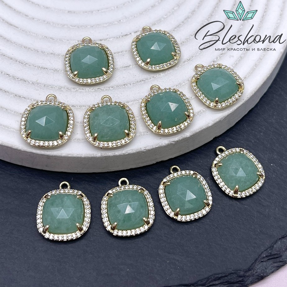 14мм, цвет золото ,Подвеска квадрат Авантюрин в обрамлении цирконы