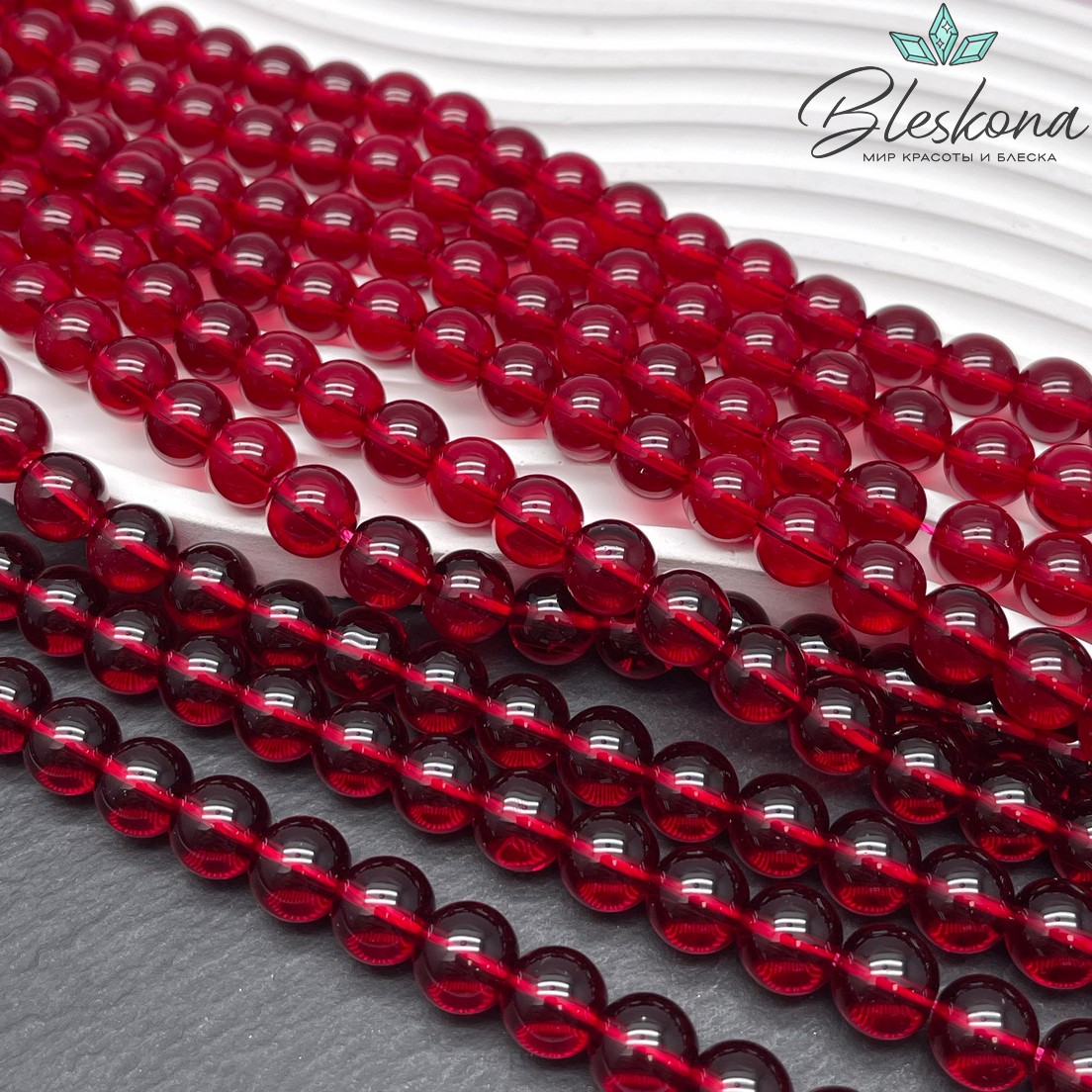 Бусины стекло темно-красное 10 мм