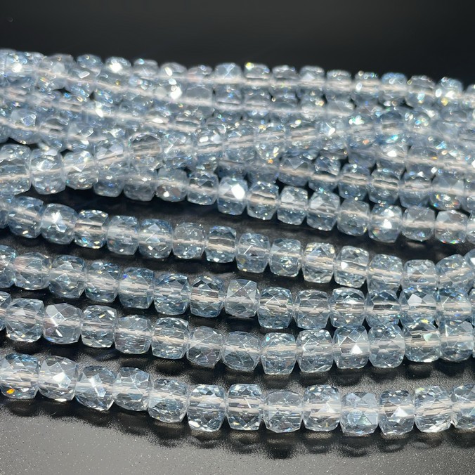6.5 мм Стекло Lux, куб огранка, цвет серо- голубой