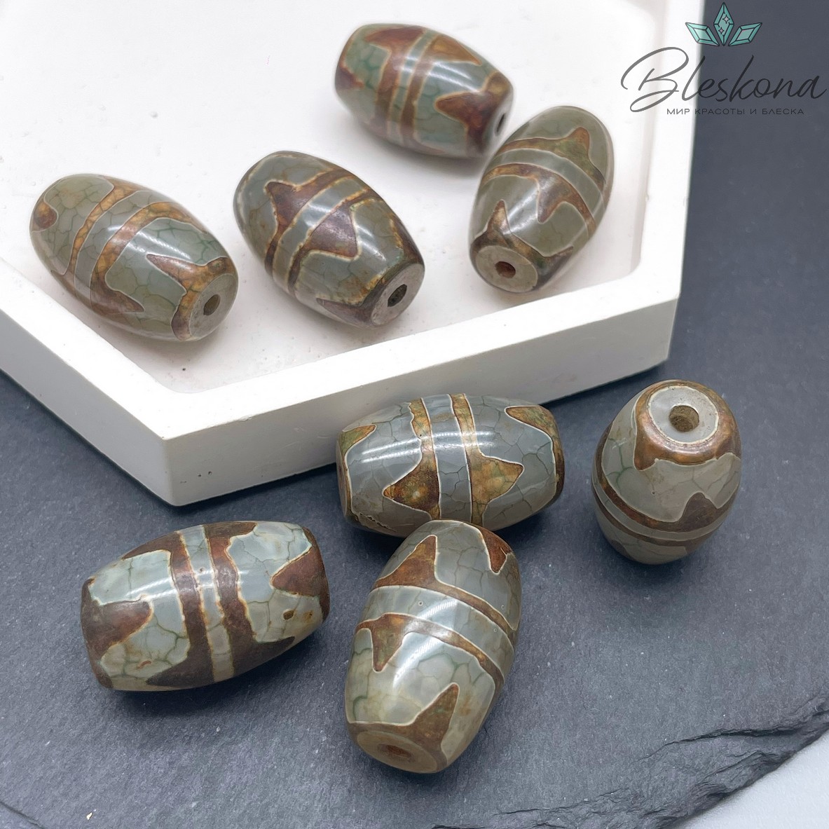 Бусина Дзи 2-й тигриный клык зелено-коричневый бочонок 23*14 мм