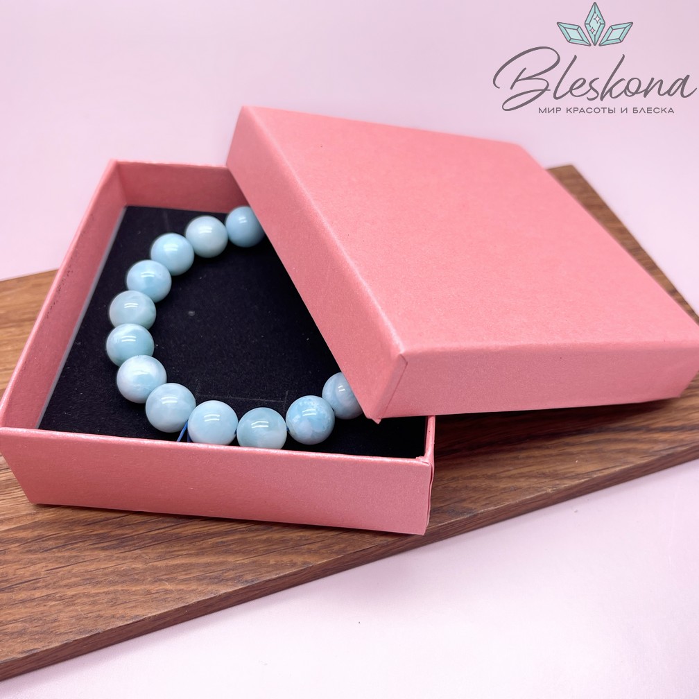 Коробка Розовая перламутр черная подложка 9*9*3 см