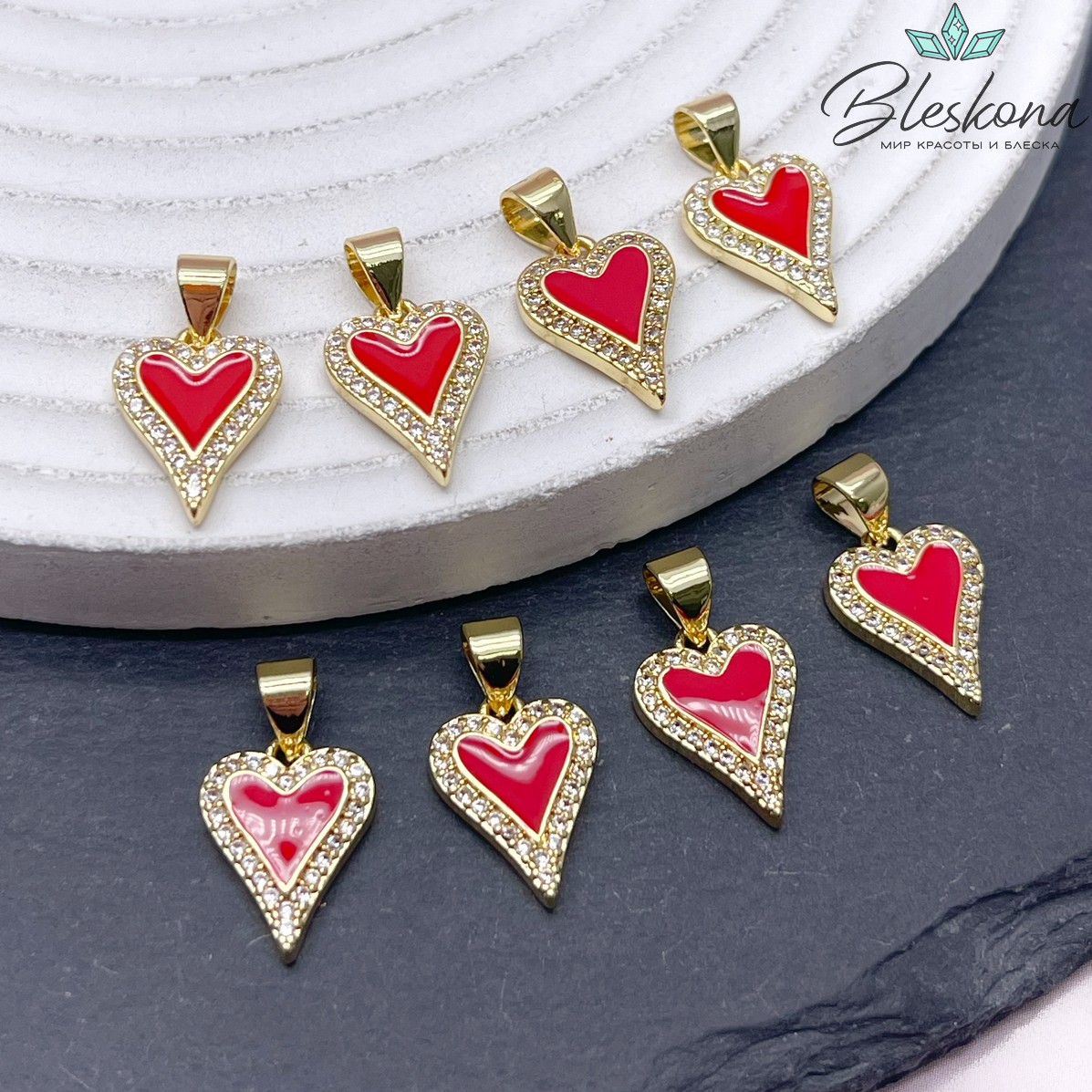 14*10,5 мм Цвет золото, Подвеска Сердце красная эмаль, цирконы 