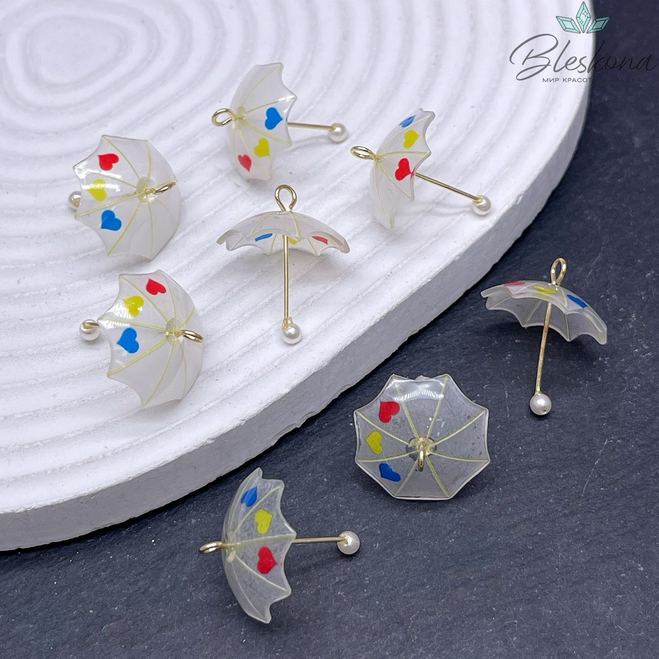 23*18 мм Цвет золото, Подвеска зонтик прозрачный сердечки