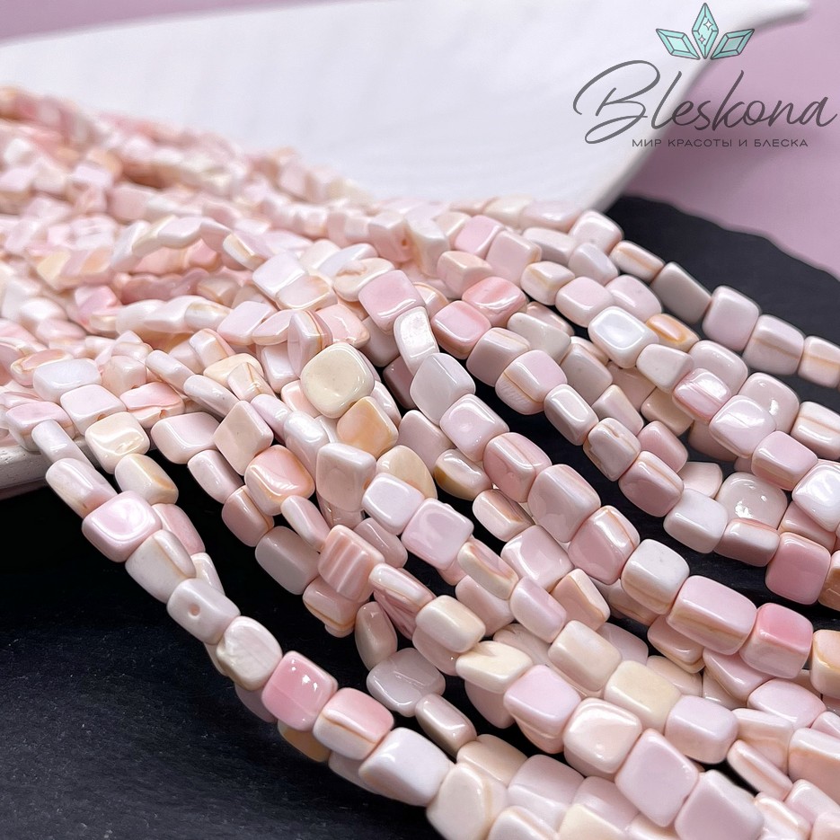 Перламутр нежно-розовый квадрат фриформ 5,5-6 мм