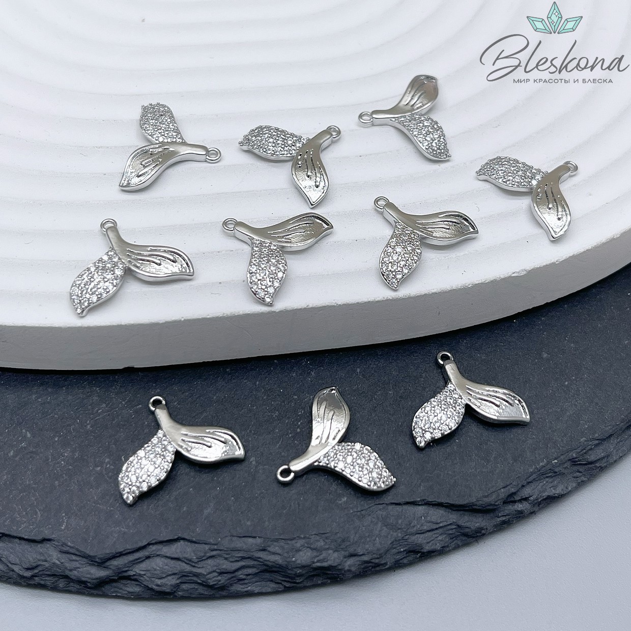 12*15 мм Цвет серебро, Подвеска Хвост кита цирконы