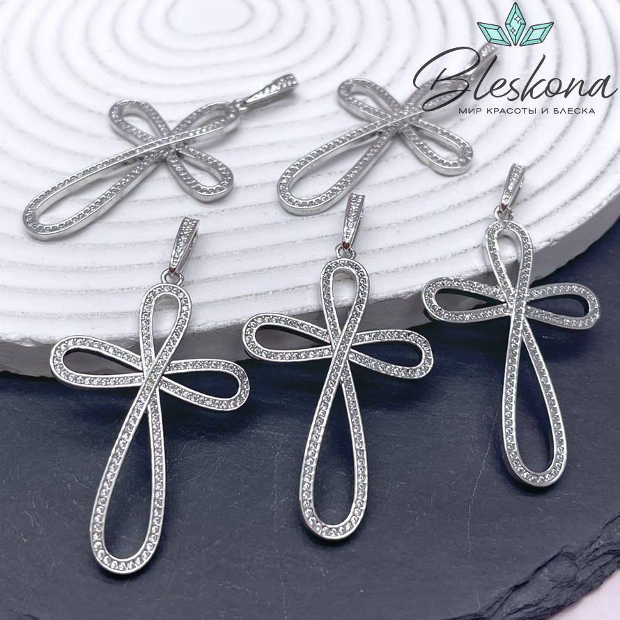 47*30,5 мм Цвет серебро, Подвеска Крест бесконечность с цирконами