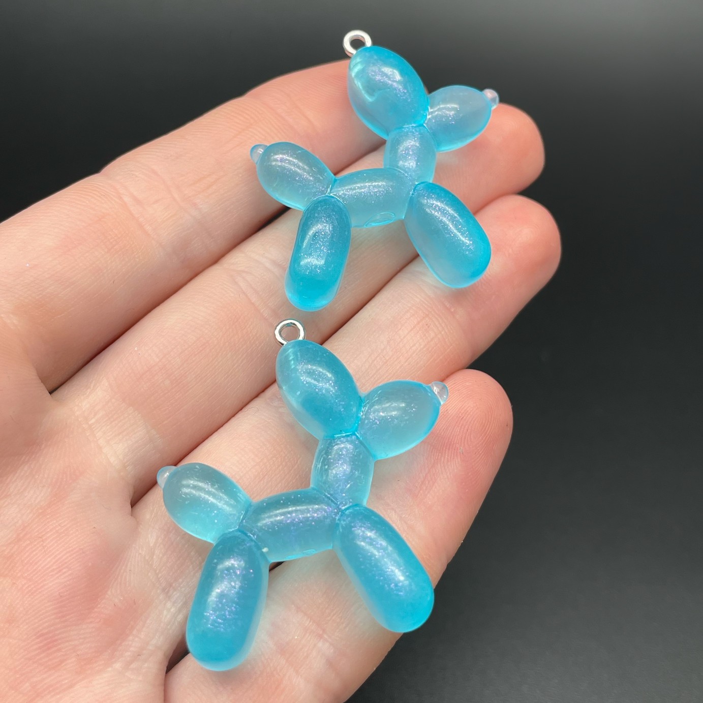 31*36 мм, Цвет серебро, Подвеска Собачка Пудель голубой