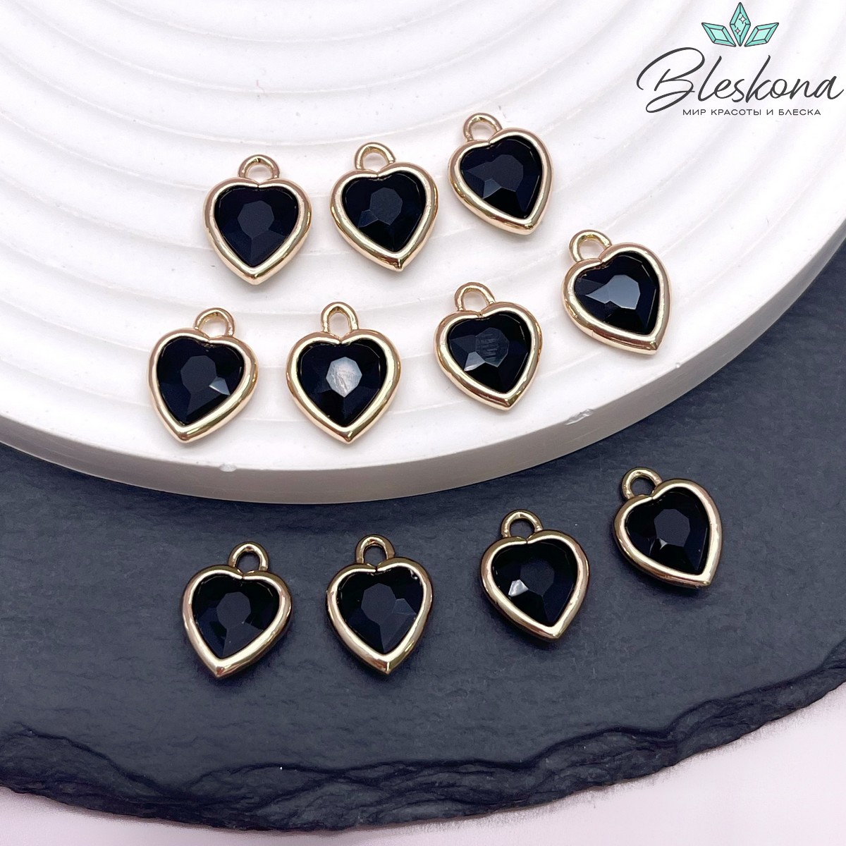 10 мм, Цвет золото, Подвеска сердце стекло черное