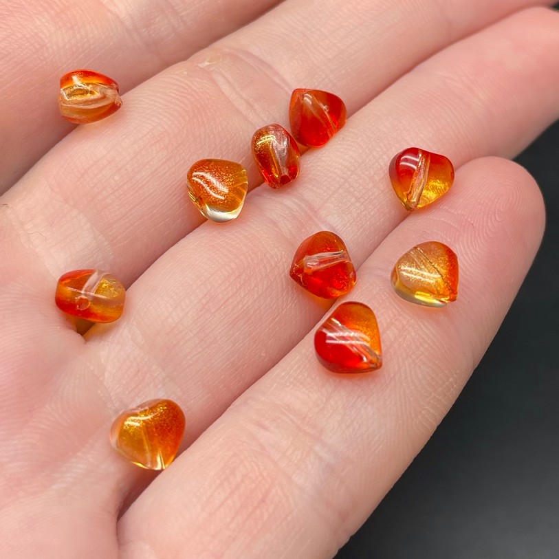 6,5 мм, Стекло сердце оранжевое с золотистым напылением  уп.10 шт 