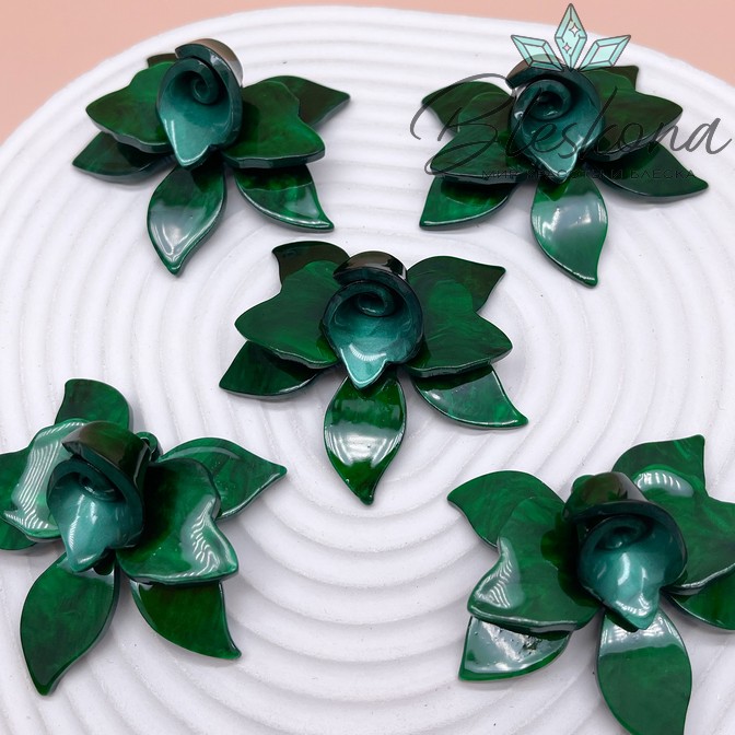 45*50 мм Подвеска цветок цвет темно- зеленый перламутр