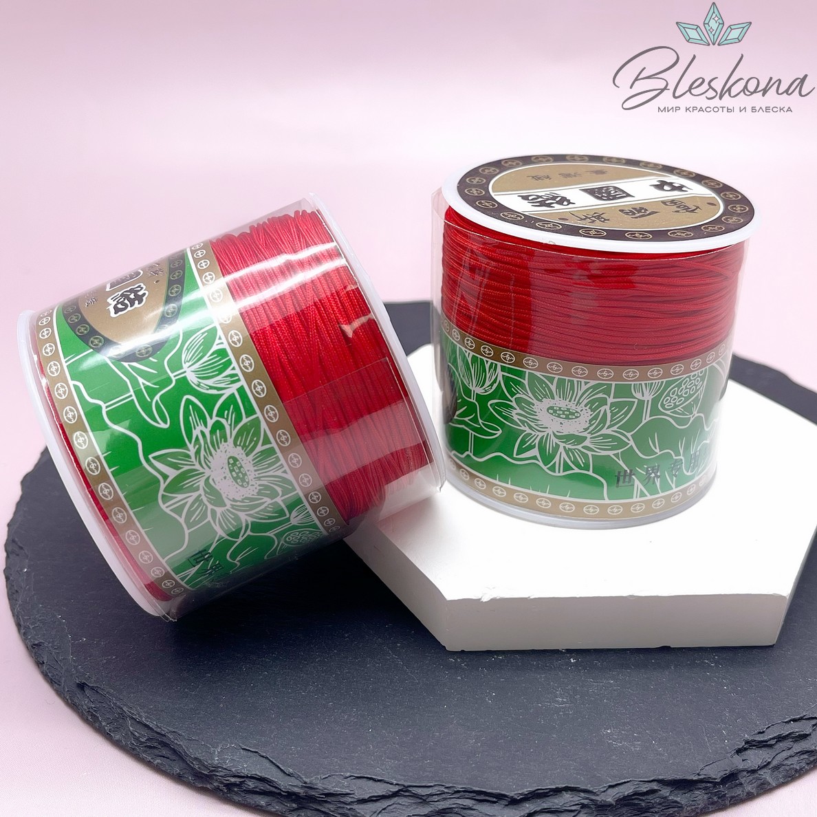 Красная нить катушка 