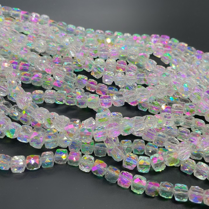 6.5 мм Стекло Lux,  куб огранка, цвет прозрачный с переливом