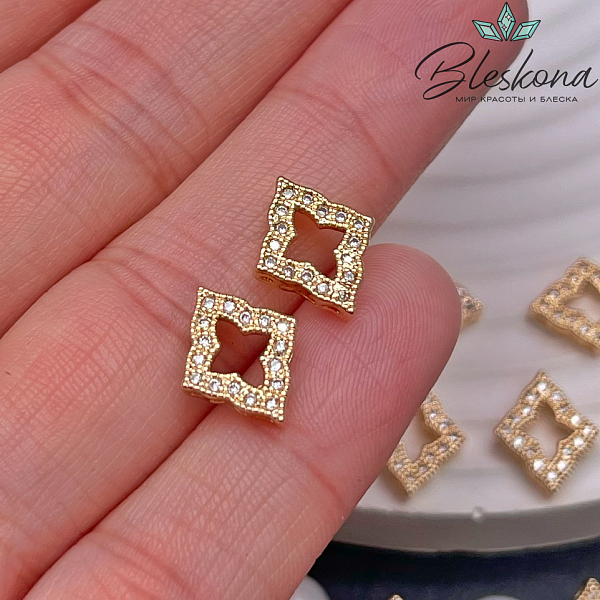 12,4*10,2 мм Цвет золото, Бусина ромб цирконы