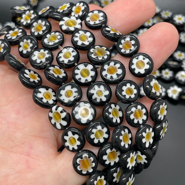 Муранское стекло черное круг цветок  10 мм