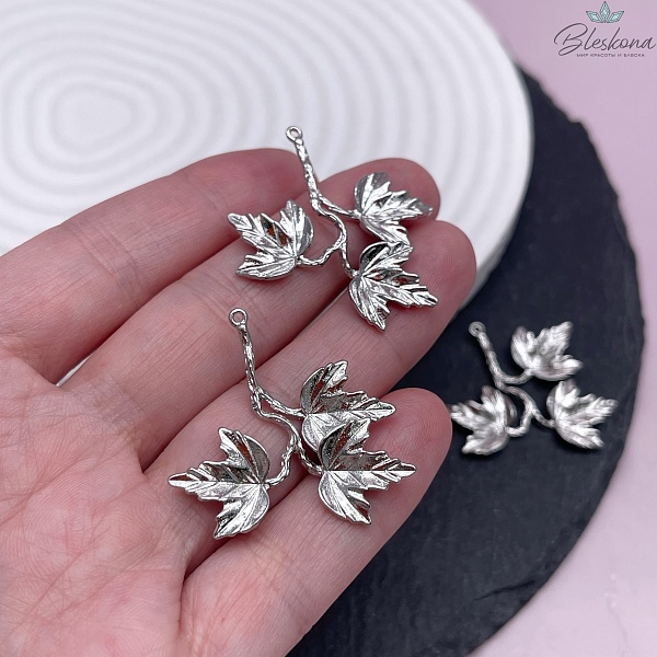 32,5*35 мм, Цвет серебро, Подвеска Кленовые листья