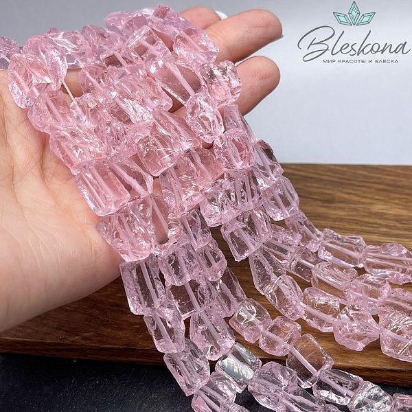  Аквакварц куски розовый (9-10)*(9-11)мм