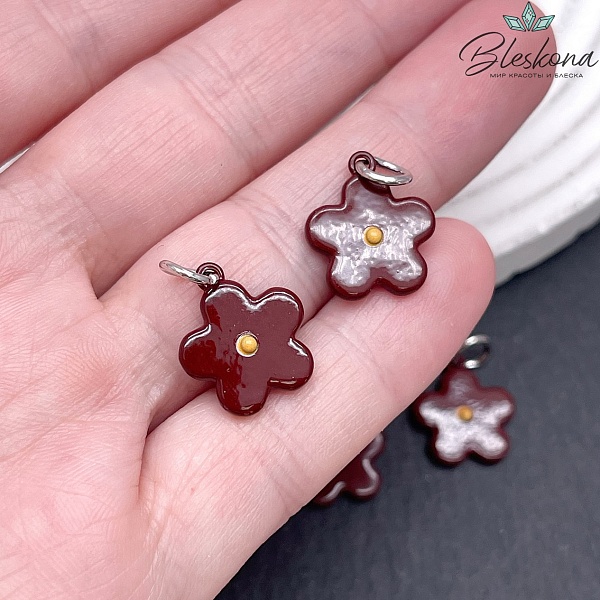 16*13,5 мм, Цвет серебро, Подвеска Цветок бордо эмаль