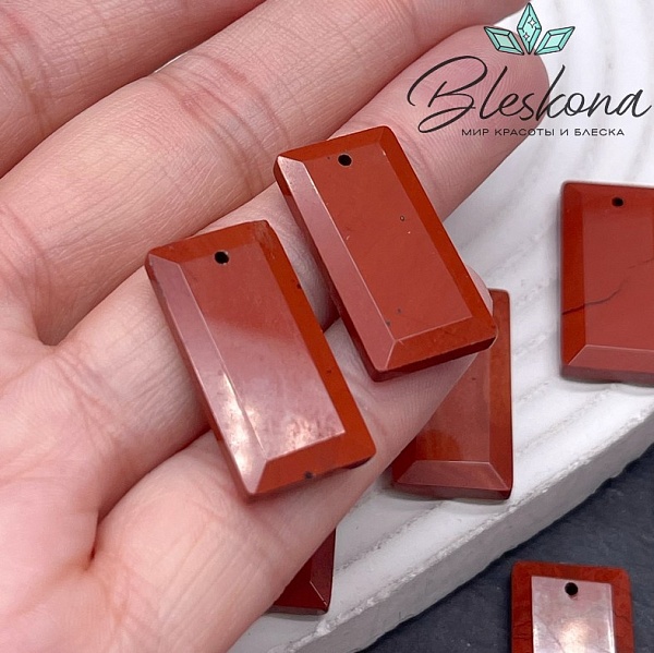 25*13 мм Подвеска прямоульник Красная яшма огранка