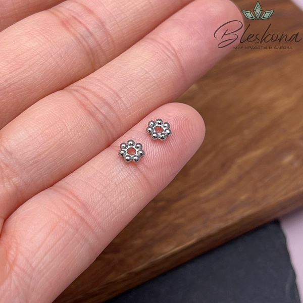 4,7 мм Бусина Ромашка, Цвет серебро уп.10 шт